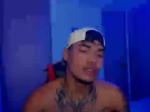 thomas latin boy online show from 13, 9, 2025