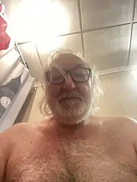 EroticVenetian online show from 5, 4, 2026