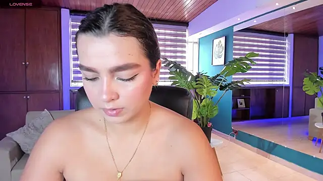 ambarcarterr online show from 16, 10, 2025