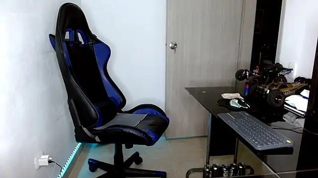 Juan da01 online show from 6, 3, 2025