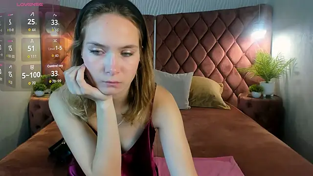 LinaVolberg online show from 26, 9, 2025