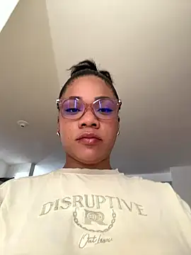 ashley Tompson1 online show from 16, 1, 2026