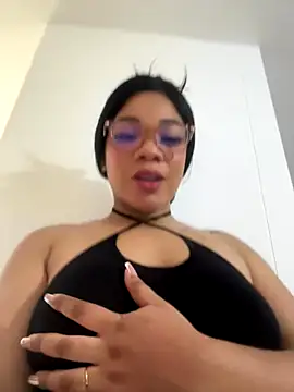 ashley Tompson1 online show from 14, 11, 2025