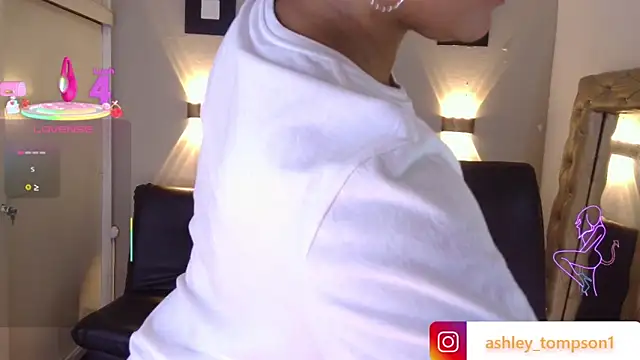 ashley Tompson1 online show from 17, 3, 2025