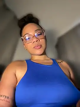 ashley Tompson1 online show from 18, 7, 2026