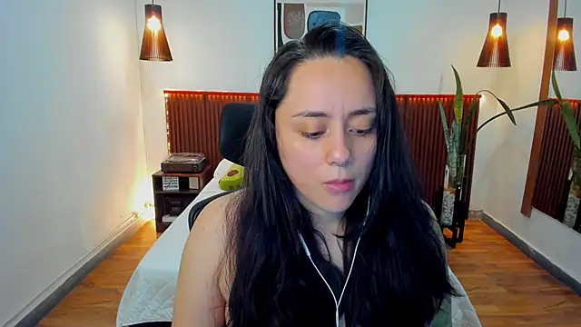 Snapshot of KatherineBond chatting on 16, 2, 2026 KatherineBond online show from 16, 2, 2026