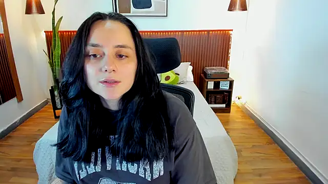 KatherineBond online show from 15, 10, 2025