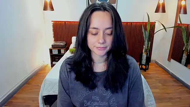 Snapshot of KatherineBond chatting on 25, 2, 2026 KatherineBond online show from 25, 2, 2026