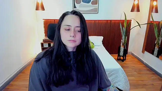 Snapshot of KatherineBond chatting on 23, 2, 2026 KatherineBond online show from 23, 2, 2026