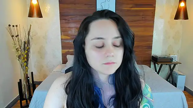 KatherineBond online show from 13, 3, 2025