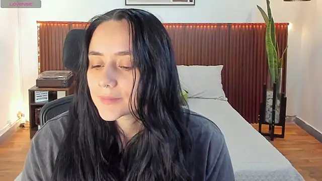 KatherineBond online show from 27, 10, 2025