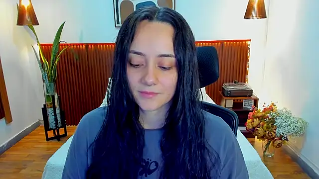 Snapshot of KatherineBond chatting on 17, 1, 2026 KatherineBond online show from 17, 1, 2026