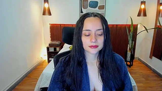 Snapshot of KatherineBond chatting on 18, 2, 2026 KatherineBond online show from 18, 2, 2026