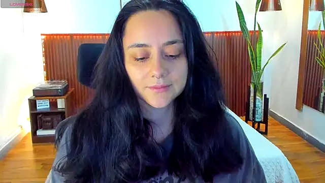 KatherineBond online show from 1, 11, 2025