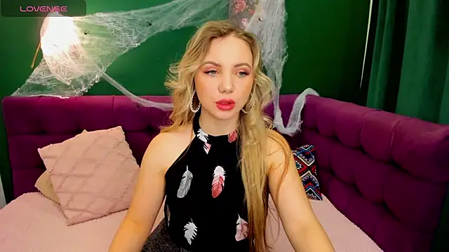 EvaMoran online show from 25, 10, 2025