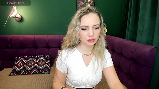 EvaMoran online show from 30, 9, 2025