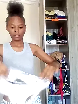 kelsie421 online show from 8, 1, 2025