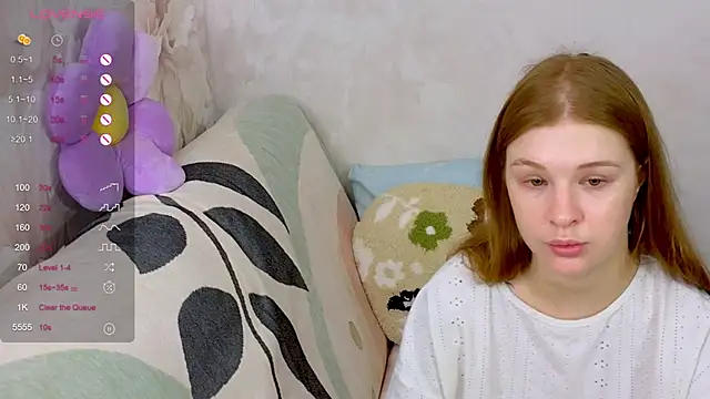 Snapshot of TrissMerigold9 chatting on 21, 10, 2025 TrissMerigold9 online show from 21, 10, 2025