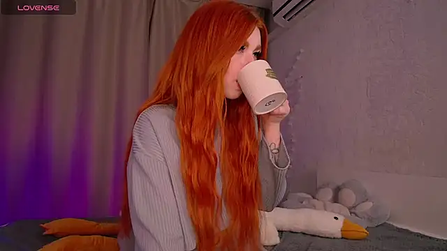 Evaa Moonn  online show from 13, 12, 2024