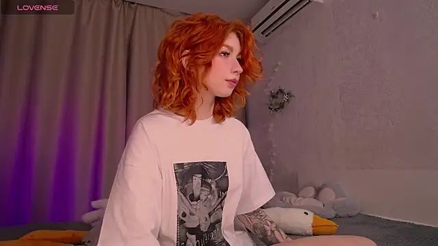 Evaa Moonn  online show from 27, 1, 2025