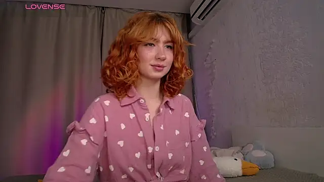 Evaa Moonn  online show from 31, 10, 2025