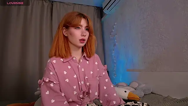 Evaa Moonn  online show from 30, 11, 2025