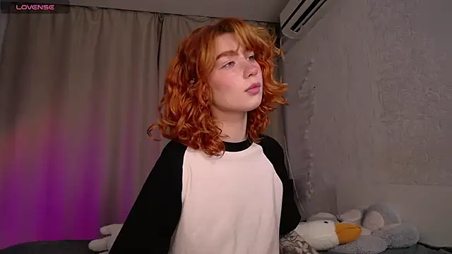 Evaa Moonn  online show from 13, 10, 2025