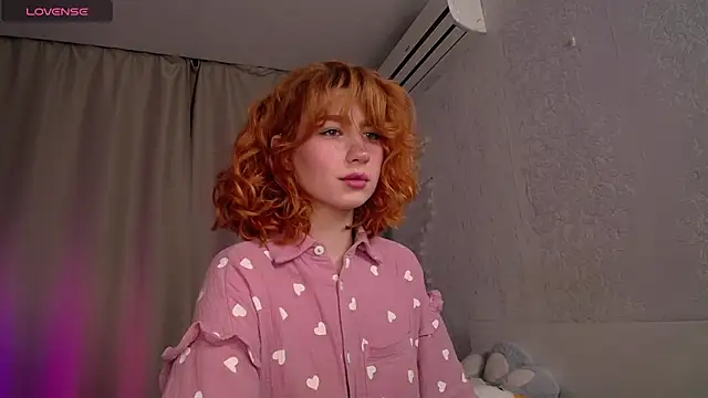 Evaa Moonn  online show from 17, 11, 2025