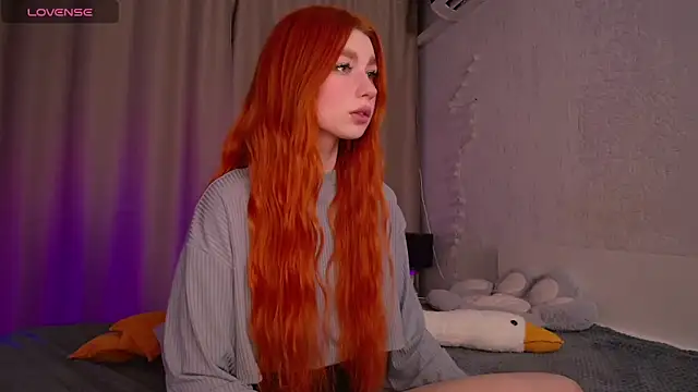 Evaa Moonn  online show from 10, 12, 2024