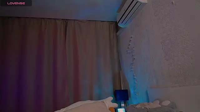 Evaa Moonn  online show from 19, 2, 2026