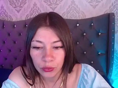 AnnaliOlsenX online show from 20, 9, 2025