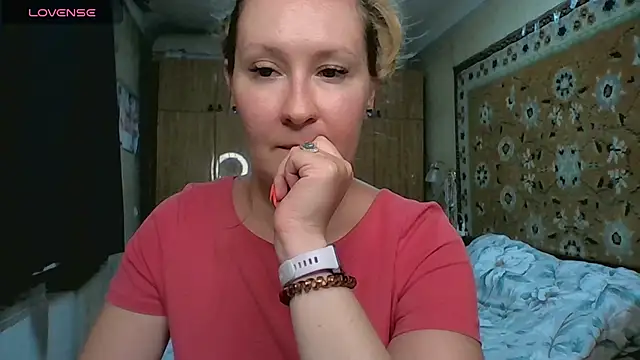 AnnaXLovers online show from 23, 7, 2026