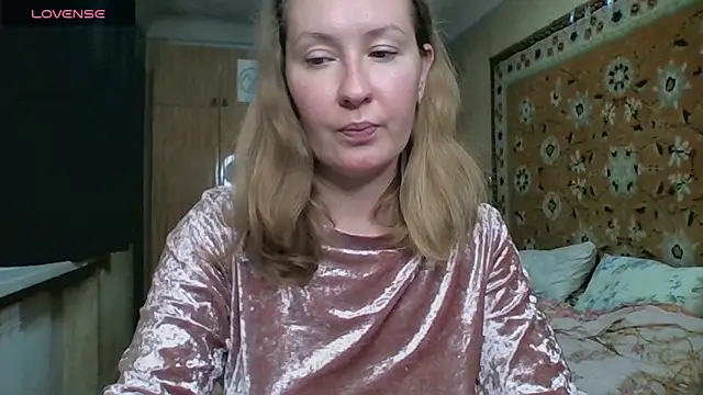 AnnaXLovers online show from 11, 10, 2025