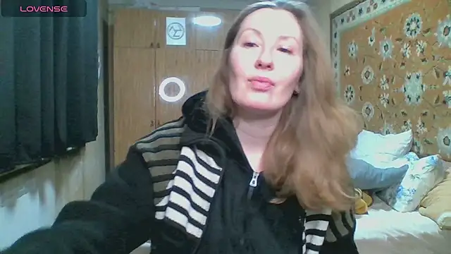 AnnaXLovers online show from 15, 1, 2026