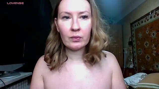 AnnaXLovers online show from 7, 2, 2025