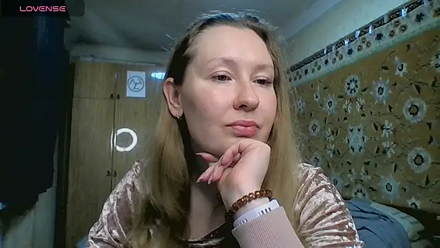 Snapshot of AnnaXLovers chatting on 6, 5, 2026 AnnaXLovers online show from 6, 5, 2026