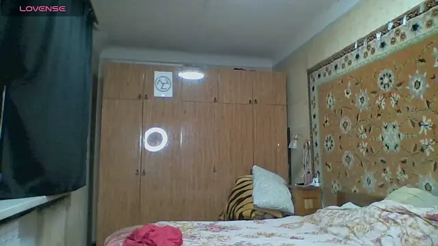 AnnaXLovers online show from 13, 11, 2025