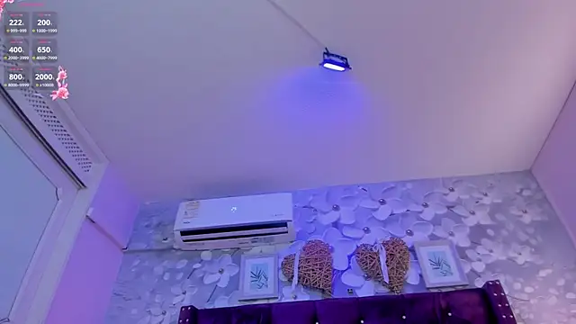 Danee 19  online show from 13, 3, 2026