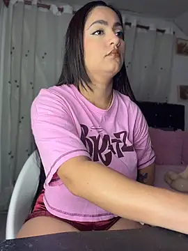 JazminTaylor online show from 10, 6, 2026