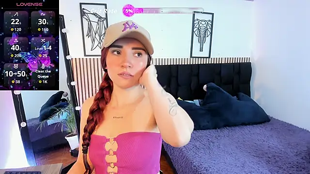 LILA ELLIOT online show from 16, 9, 2025