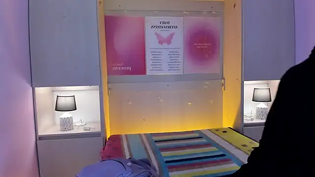 Snapshot of tamaraa_smiith chatting on 18, 9, 2025 tamaraa smiith online show from 18, 9, 2025