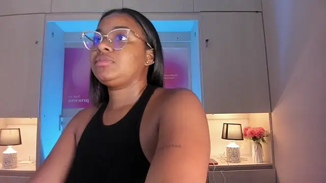 tamaraa smiith online show from 9, 5, 2026