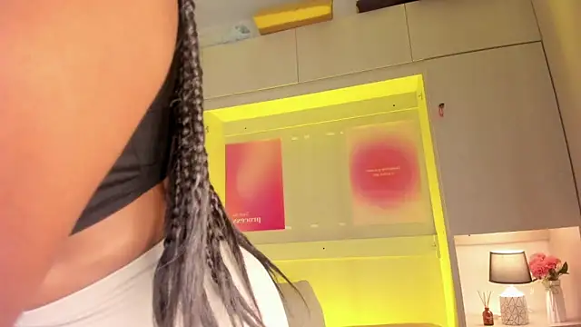 tamaraa smiith online show from 25, 5, 2026
