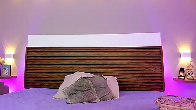 Adelehottman online show from 20, 5, 2026