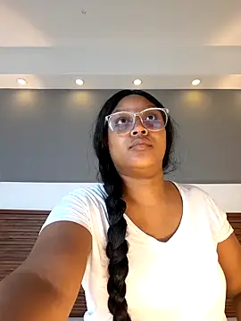 Adelehottman online show from 30, 9, 2025