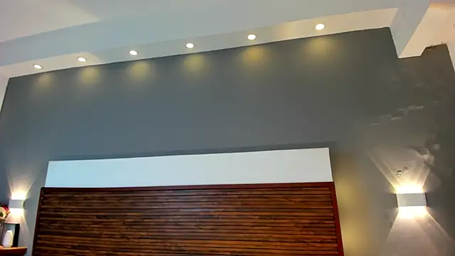 Adelehottman online show from 2, 10, 2025