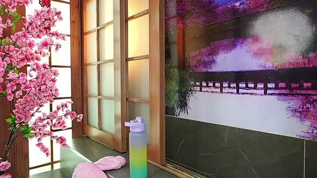 Snapshot of miss_lizith chatting on 7, 10, 2025 miss lizith online show from 7, 10, 2025