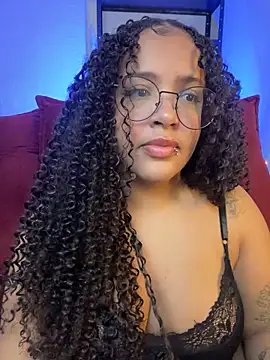 Snapshot of 99_Lilith chatting on 26, 5, 2026 99 Lilith online show from 26, 5, 2026