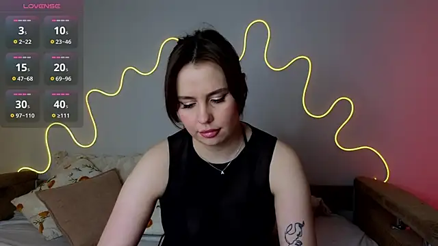 Aisha Riley online show from 21, 3, 2025