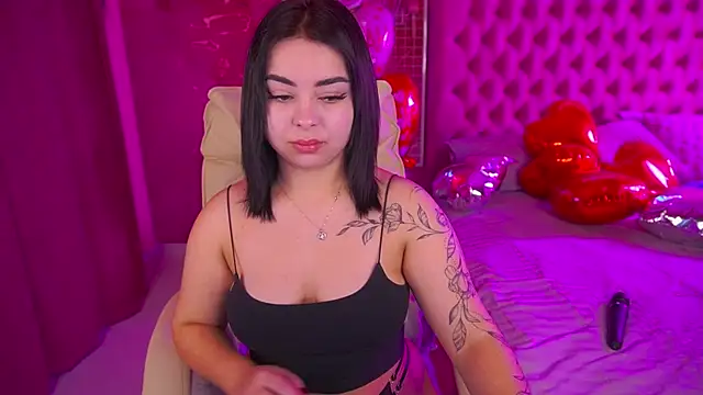 SusieWood online show from 10, 2, 2026